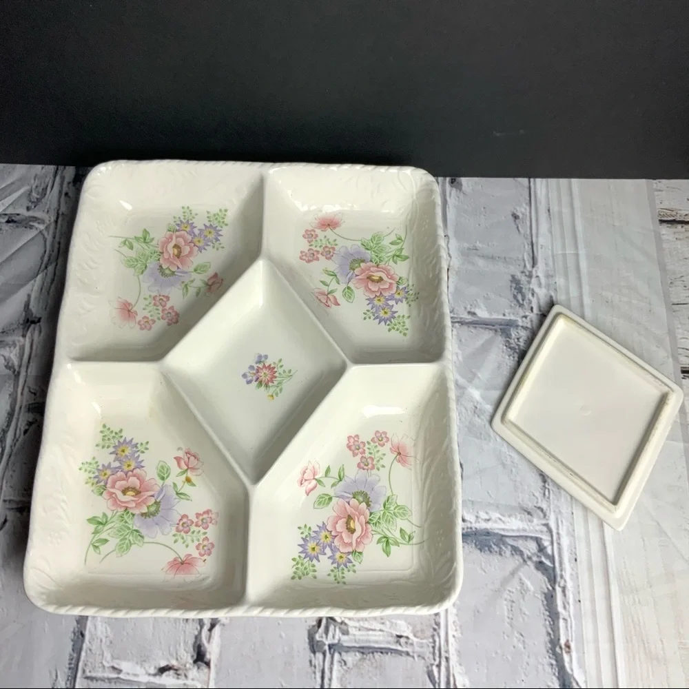 Vintage Porcelain Floral Divided Tray w Center Lid